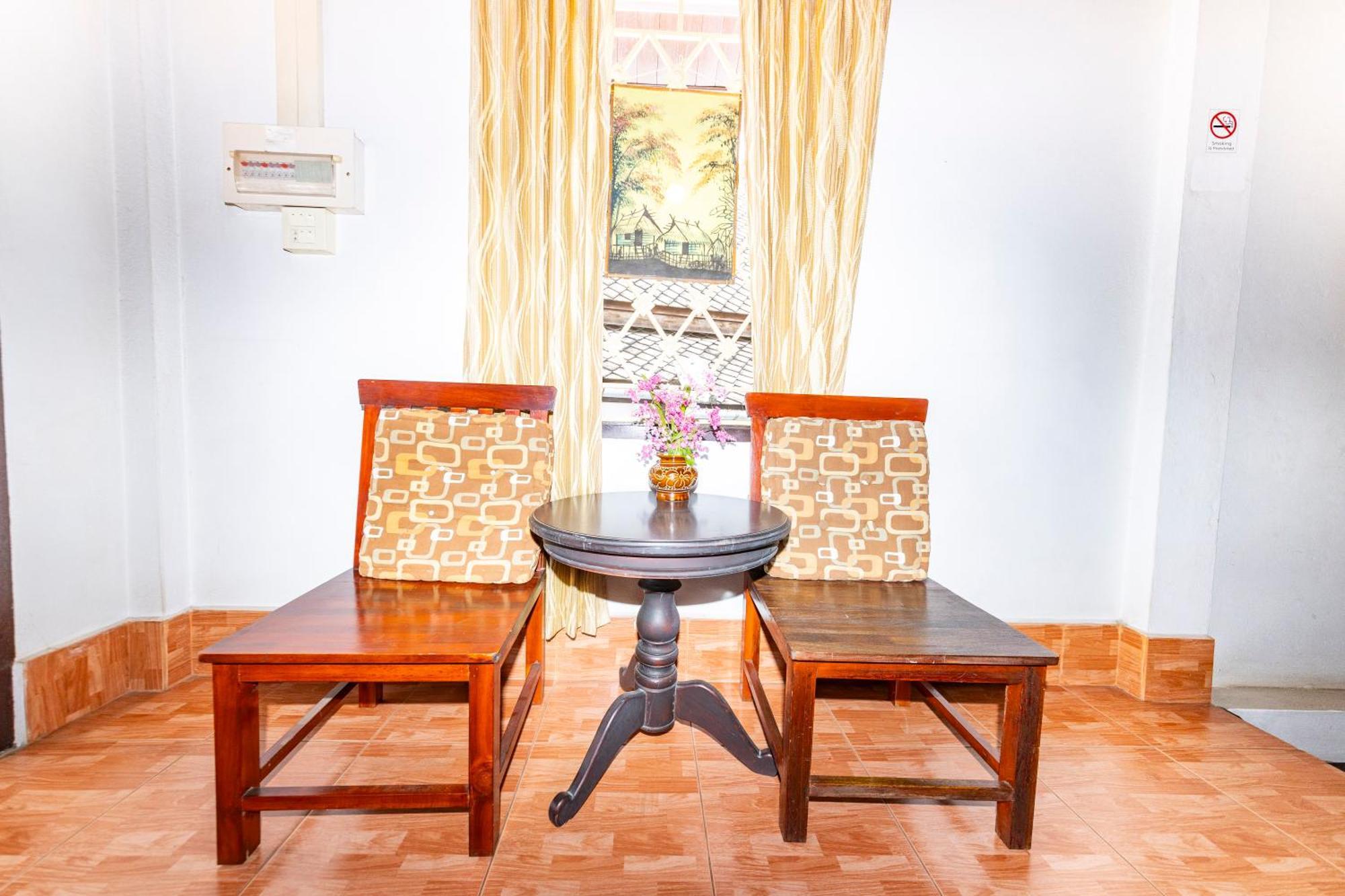 Nirasim Villa Луанг Прабанг Екстериор снимка